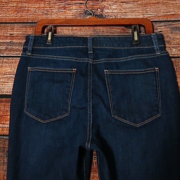 St Johns Bay Jeans 12 Petite Skinny Mid Rise Blue Denim Stretch - Picture 5 of 10